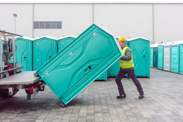 Best Porta potty delivery and setup  in Baxter, TN